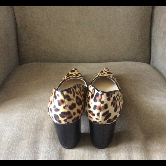 Sexy ponyhair cheetah print heels by Marc Fisher - Picture 6 of 7